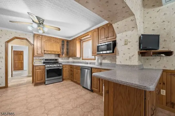 30 Hepburn Rd, Clifton City, NJ 07012