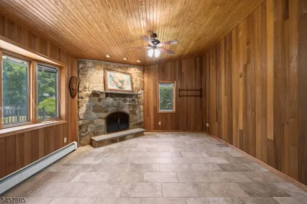 30 Hepburn Rd, Clifton City, NJ 07012