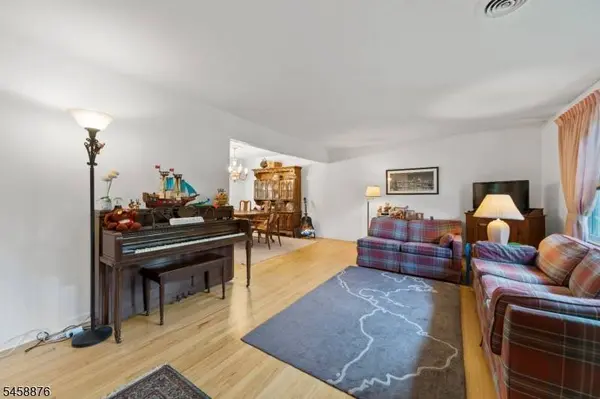 12 Ryder Rd, Wayne Twp., NJ 07470