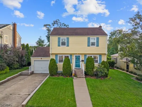 29 Larkspur Ln