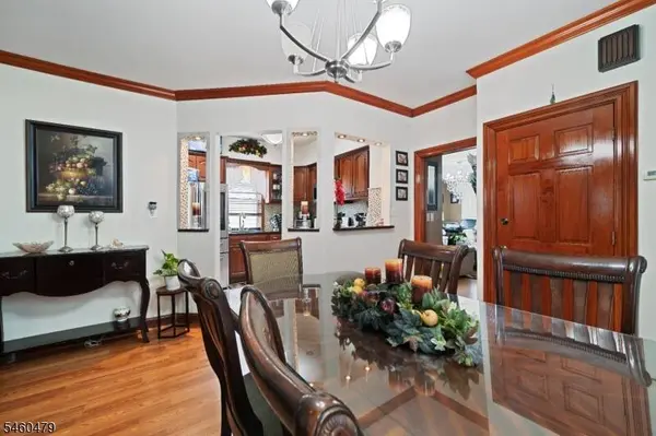 32 E Russell St, Clifton City, NJ 07011