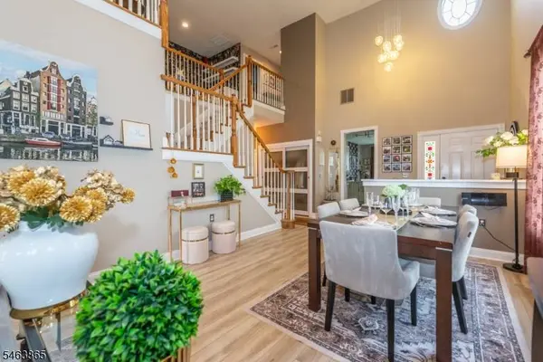66 Saratoga Ct, Franklin Twp., NJ 08873
