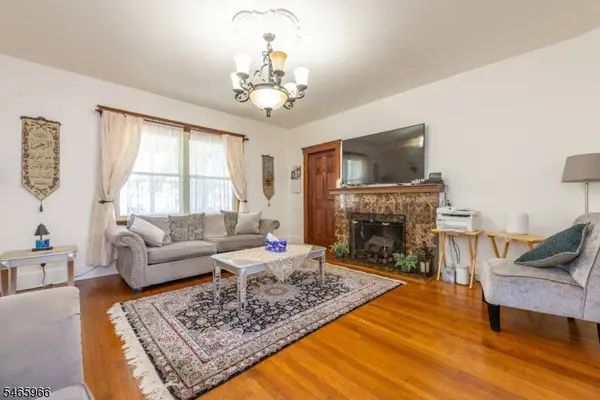 133 Luddington Ave, Clifton City, NJ 07011