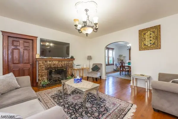 133 Luddington Ave, Clifton City, NJ 07011