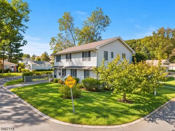 29 Garrabrant Rd, Clifton City, NJ 07013