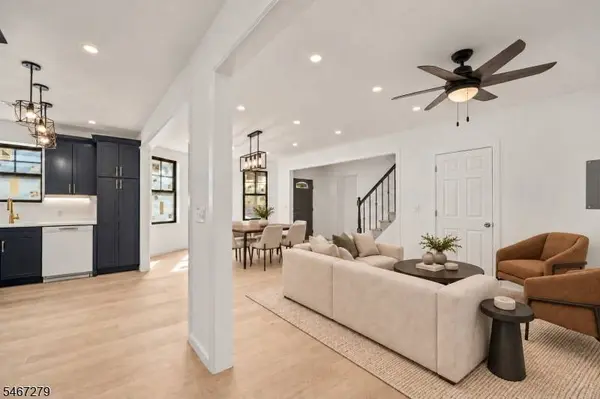 891 River Dr, Elmwood Park Boro, NJ 07407