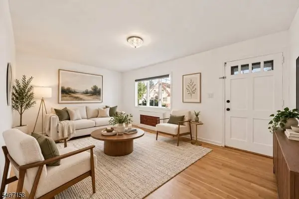 49 Warren St, Clifton City, NJ 07013