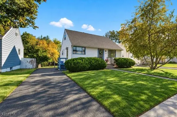 31 Brookhill Ter, Clifton City, NJ 07013