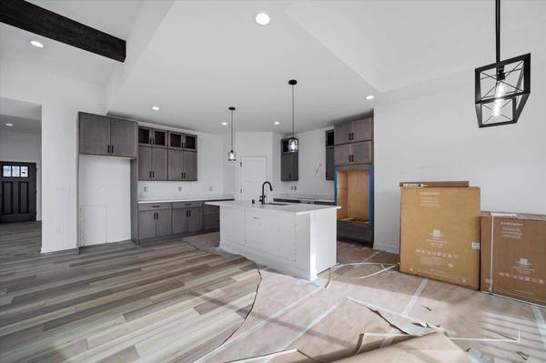 N66W20955 Sweet Clover DRIVE, Menomonee Falls, WI 53051