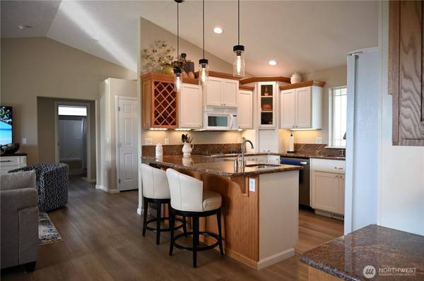 913 N High Desert DR, Deer Park, WA 99006