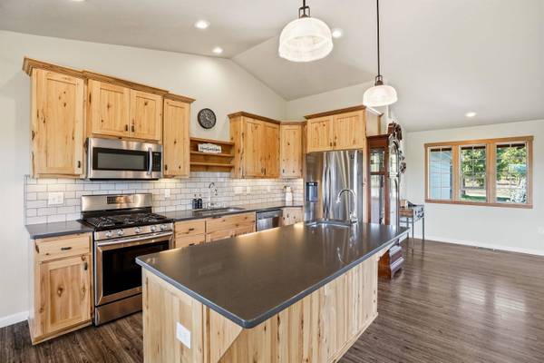 34212 N Vista Point Ln, Deer Park, WA 99006