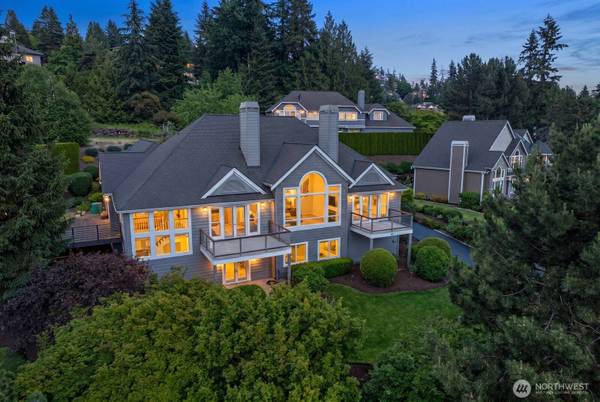 1642 204th AVE NE, Sammamish, WA 98074