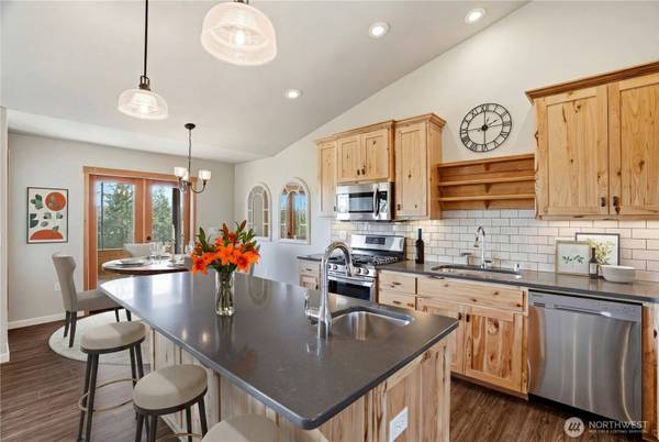 34212 N Vista Point LN, Deer Park, WA 99006