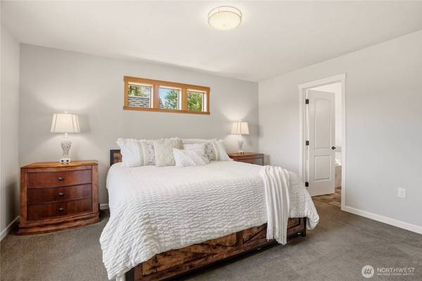34212 N Vista Point LN, Deer Park, WA 99006