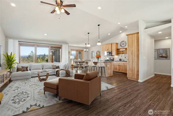34212 N Vista Point LN, Deer Park, WA 99006
