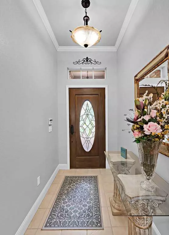 100 Silver Spur Trail, Mcgregor, TX 76657