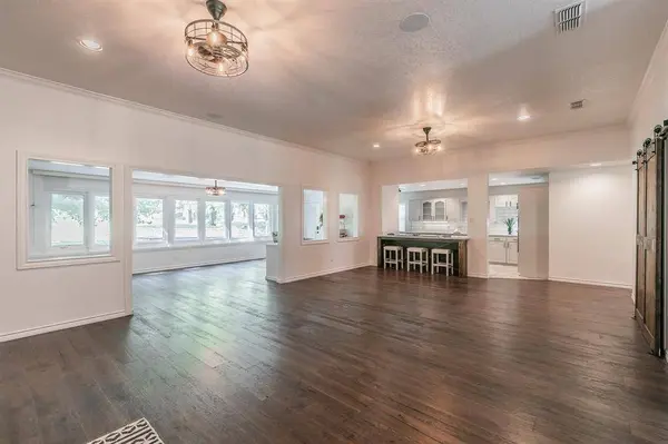 3706 Fairway Drive, Granbury, TX 76049