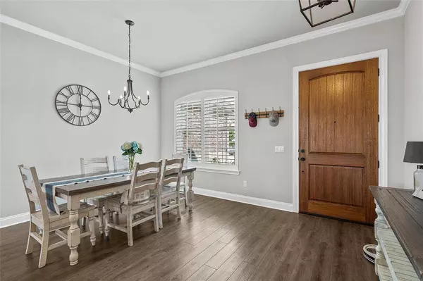 912 Cumberland Street, Mcgregor, TX 76657