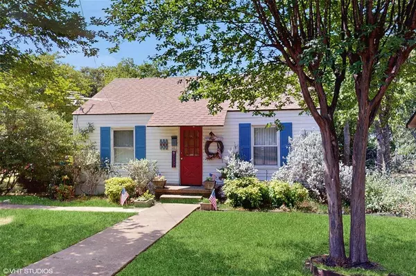 907 W 6th Street, Mcgregor, TX 76657