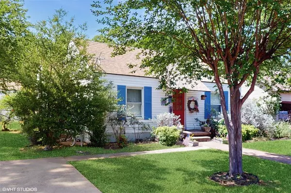 907 W 6th Street, Mcgregor, TX 76657