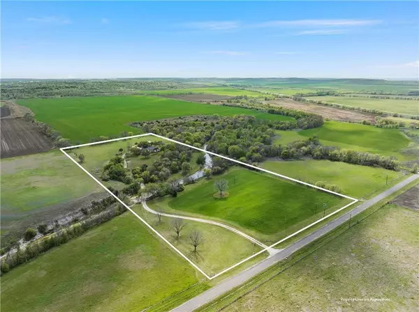 534 McGregor South LOOP, Mcgregor, TX 76657