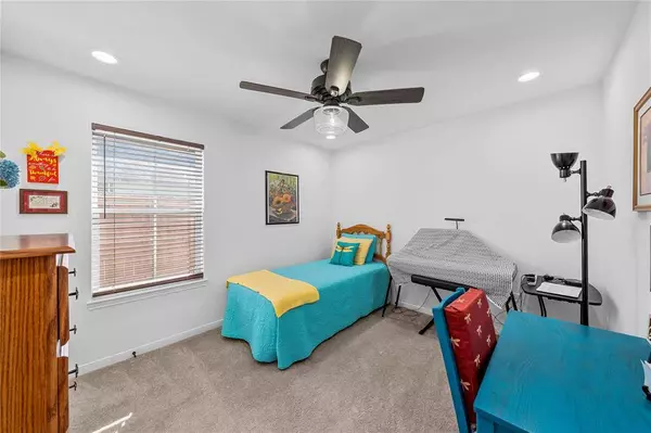 614 W 3rd Street, Mcgregor, TX 76657