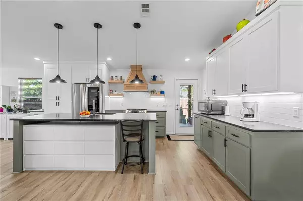 614 W 3rd Street, Mcgregor, TX 76657