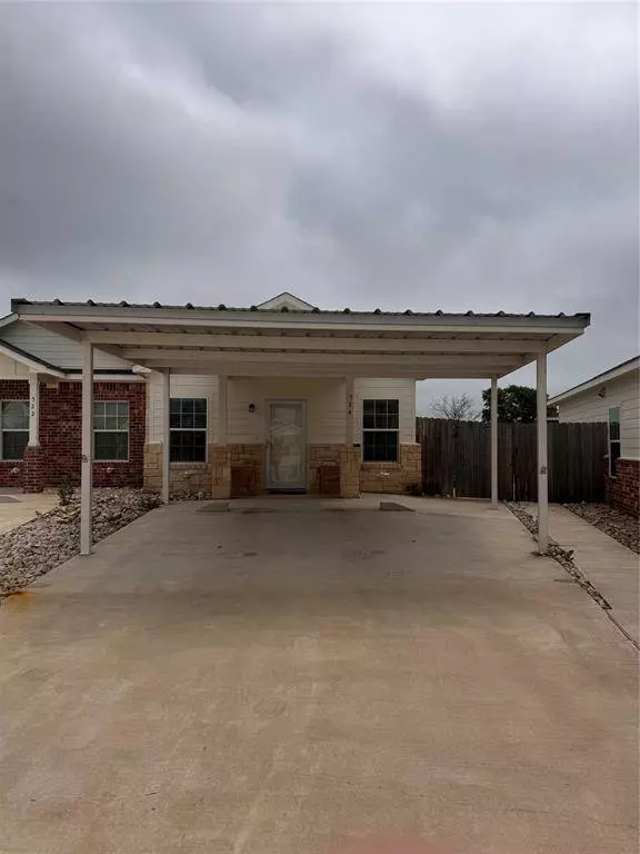 524 Alamo Court, Mcgregor, TX 76657