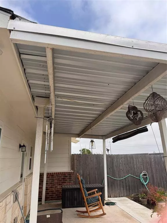 524 Alamo Court, Mcgregor, TX 76657