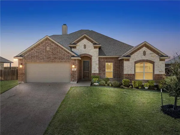 260 Oak Meadow Trail, Mcgregor, TX 76657