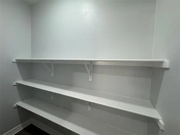 331 Rogers Street, Mcgregor, TX 76657