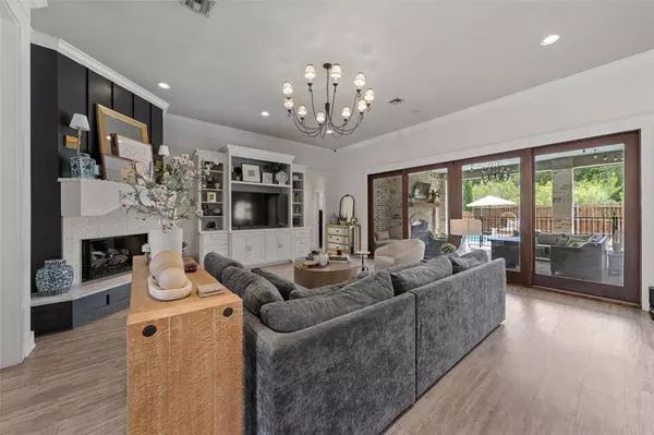 105 Stone Lake Drive, Woodway, TX 76712