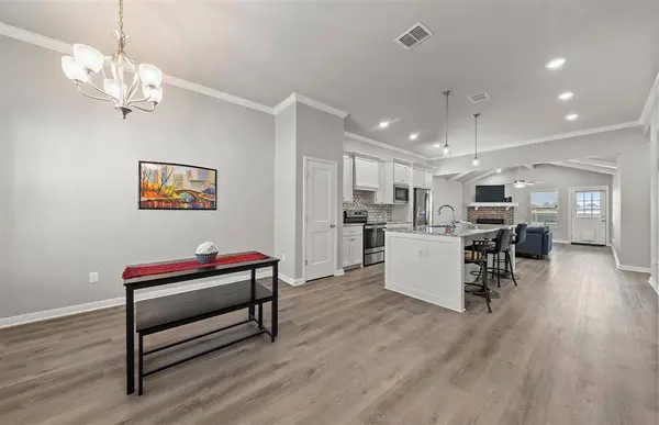 429 Travis Drive, Mcgregor, TX 76657