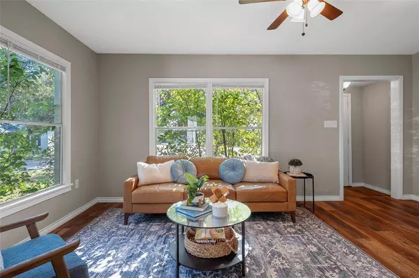 1201 W 11TH Street, Mcgregor, TX 76657