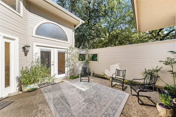 3825 N 30th Street, Waco, TX 76708