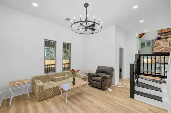 404 6th Street W, Mcgregor, TX 76657