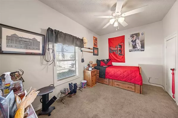 502 W 6th Street, Mcgregor, TX 76657