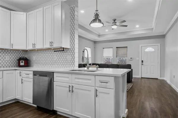 502 David Davis Drive, Mcgregor, TX 76657