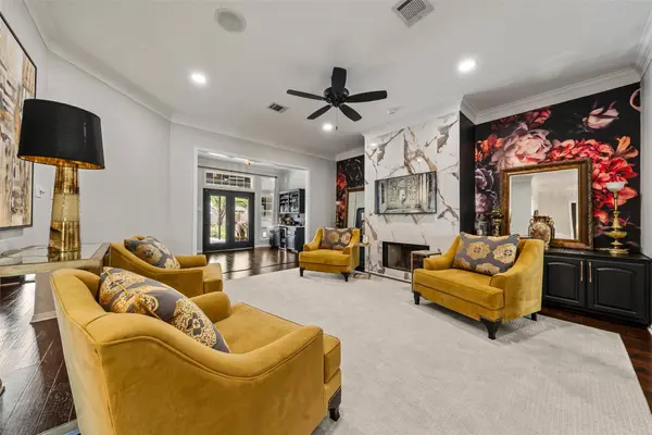 1001 Prairie LN, Waco, TX 76657