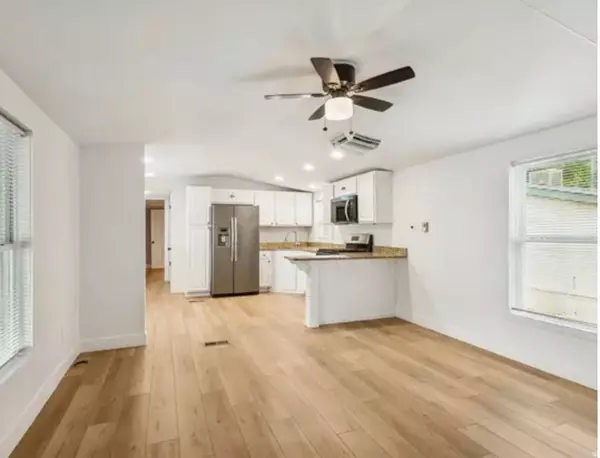 8155 S REDWOOD RD #28, West Jordan, UT 84088