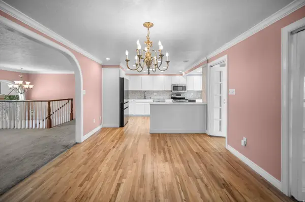 2563 E SUNDOWN AVE, Cottonwood Heights, UT 84121