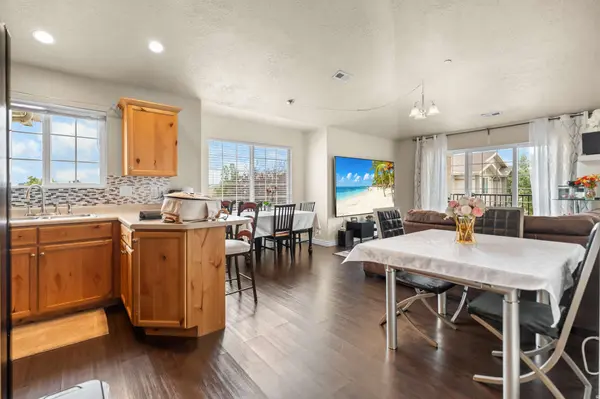 1249 W CAMBRIA WAY N #L302, Pleasant Grove, UT 84062
