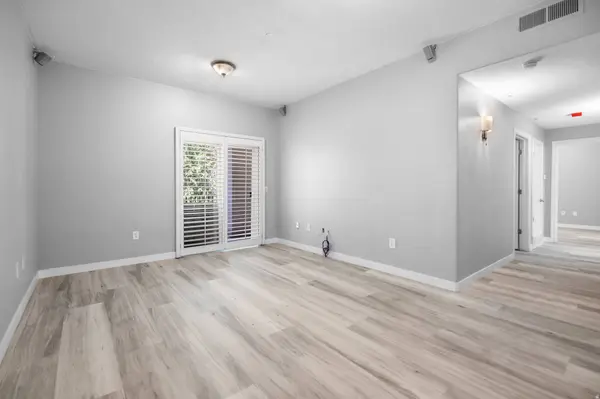 1174 E 3300 S #415, Salt Lake City, UT 84106