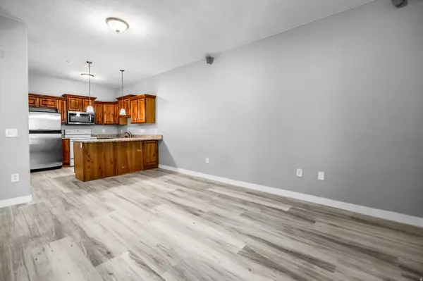 1174 E 3300 S #415, Salt Lake City, UT 84106