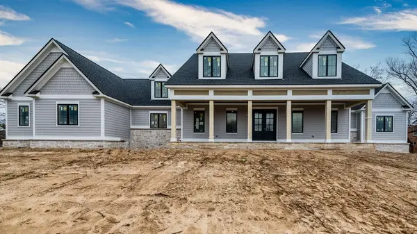 11 Spoede Ln, St Louis, MO 63141-7763