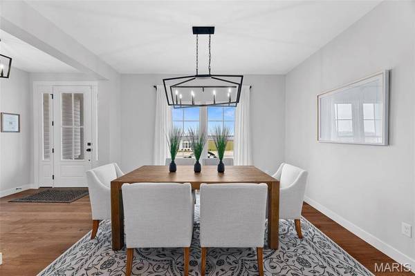 375 Kreder Ridge CIR, St Charles, MO 63304