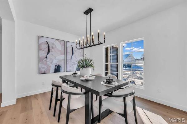 101 Moorland LN, Dardenne Prairie, MO 63368