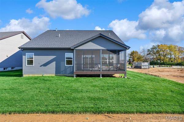 105 Columbia Meadows LN, O'fallon, MO 63366