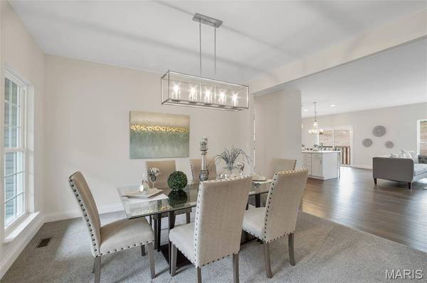 1 Waverly @ Chateau De Fond Du Lac, Lake St Louis, MO 63367