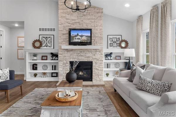 22758 Hudson Hills, Warrenton, MO 63383